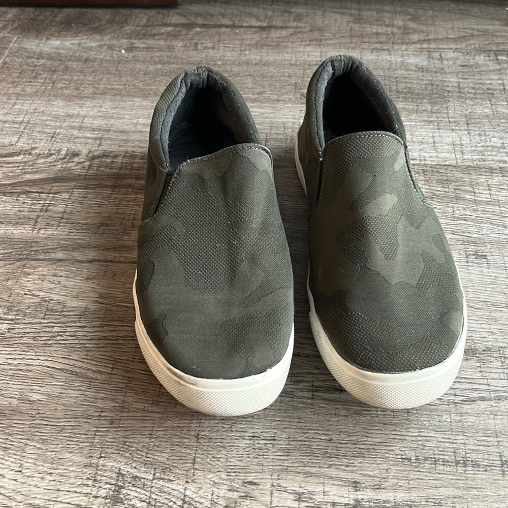 Camo slides